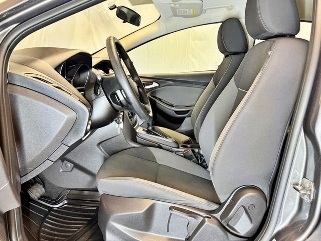 2013 Ford Focus 4dr Sedan SE - 23031855 - 14