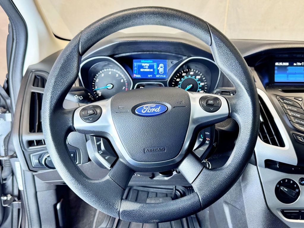 2013 Ford Focus 4dr Sedan SE - 23031855 - 20