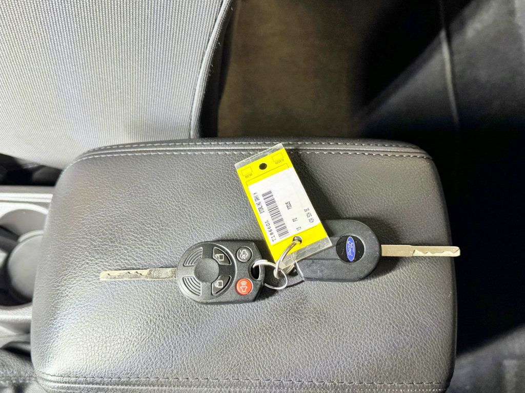 2013 Ford Focus 4dr Sedan SE - 23031855 - 22