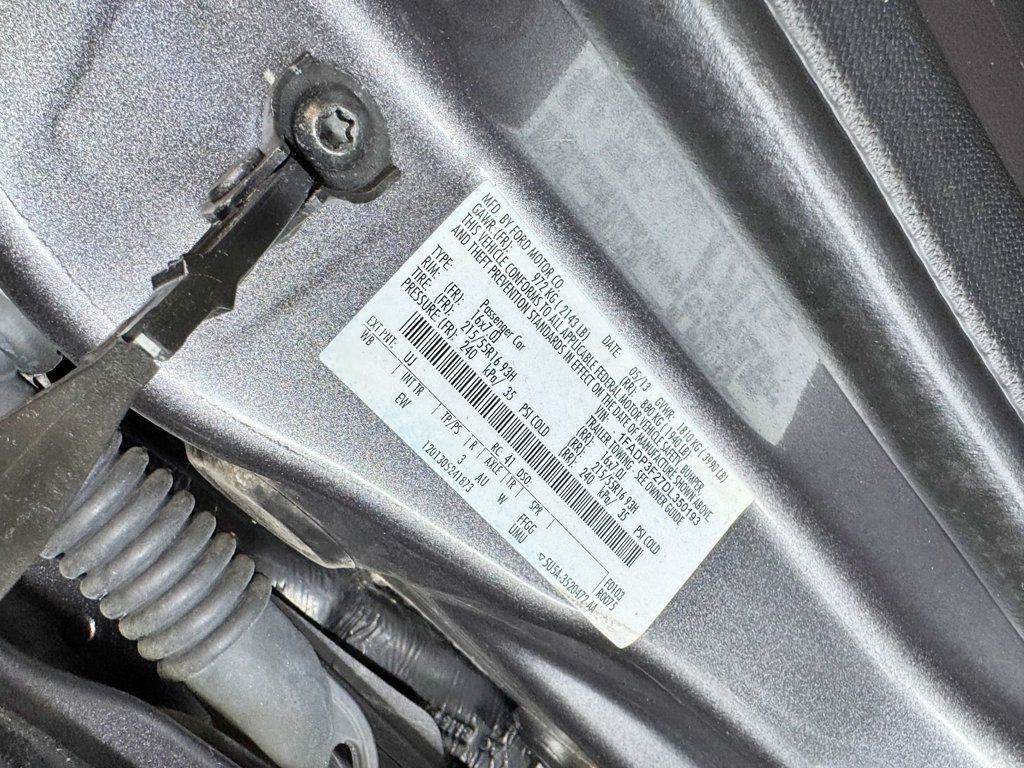 2013 Ford Focus 4dr Sedan SE - 23031855 - 37