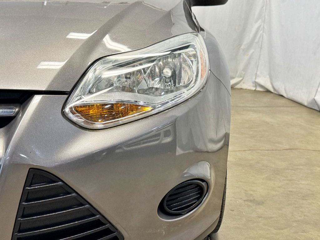 2013 Ford Focus 4dr Sedan SE - 23031855 - 4