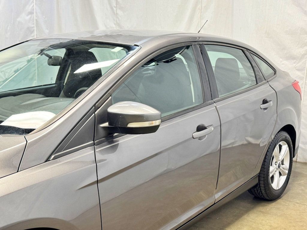 2013 Ford Focus 4dr Sedan SE - 23031855 - 5