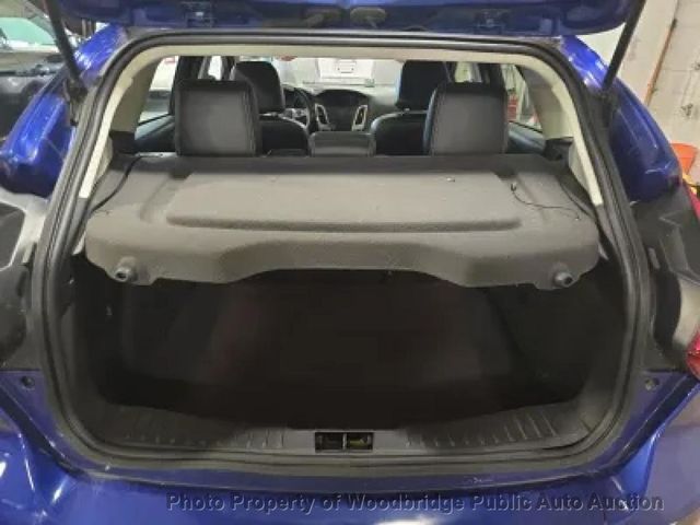 2013 Ford Focus 5dr Hatchback SE - 22979834 - 9