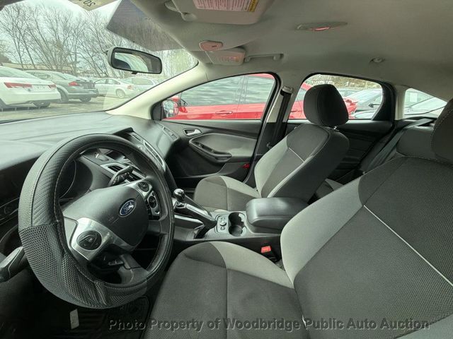 2013 Ford Focus 5dr Hatchback SE - 22988274 - 6