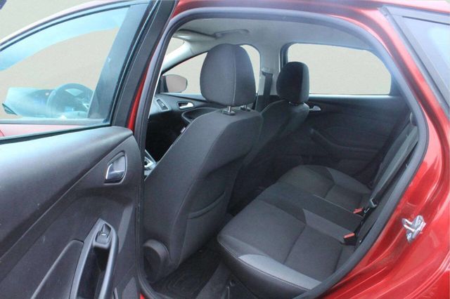 2013 Ford Focus 5dr Hatchback SE - 23005214 - 5