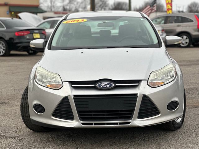 2013 Ford Focus 5dr Hatchback SE - 22987409 - 1