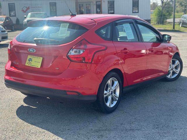 2013 Ford Focus 5dr Hatchback SE - 23005198 - 4