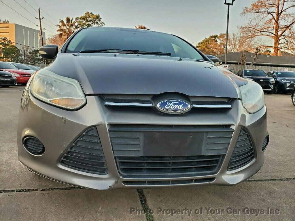 2013 Ford Focus 5dr Hatchback SE - 22764364 - 4