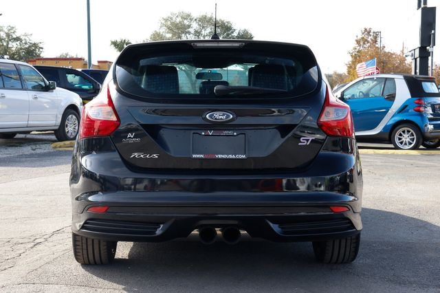 2013 Ford Focus 5dr Hatchback ST - 22966838 - 11