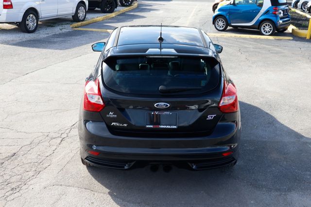 2013 Ford Focus 5dr Hatchback ST - 22966838 - 13