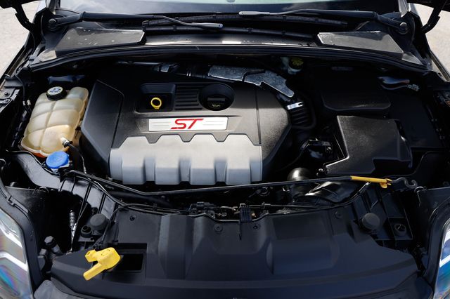 2013 Ford Focus 5dr Hatchback ST - 22966838 - 48