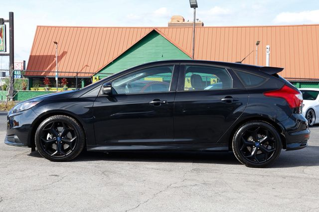 2013 Ford Focus 5dr Hatchback ST - 22966838 - 7