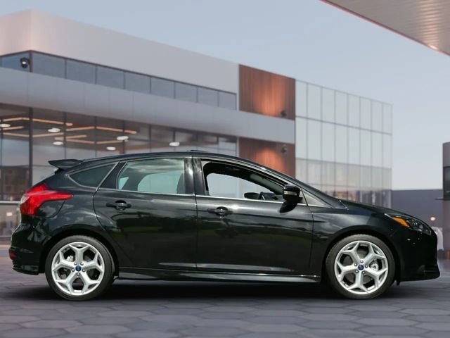2013 Ford Focus 5dr Hatchback ST - 22938505 - 3