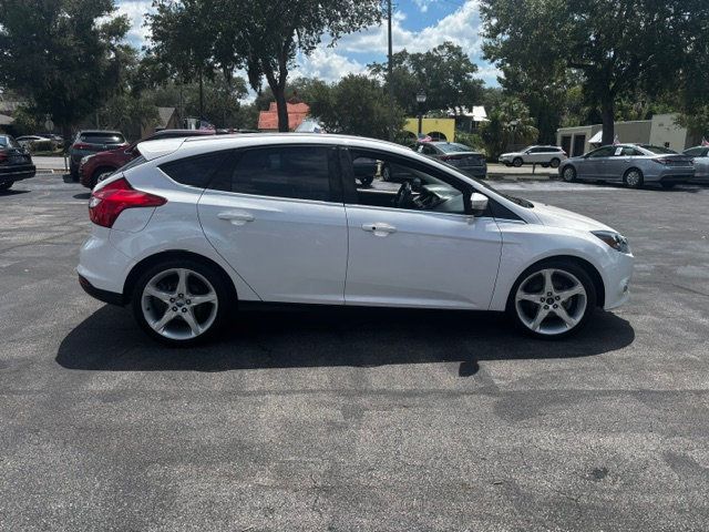 2013 Ford Focus 5dr Hatchback Titanium - 23051593 - 10