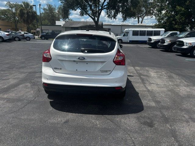 2013 Ford Focus 5dr Hatchback Titanium - 23051593 - 11