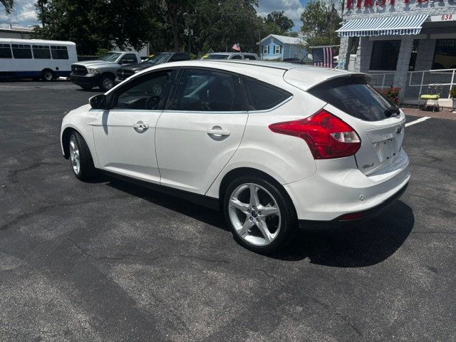 2013 Ford Focus 5dr Hatchback Titanium - 23051593 - 3