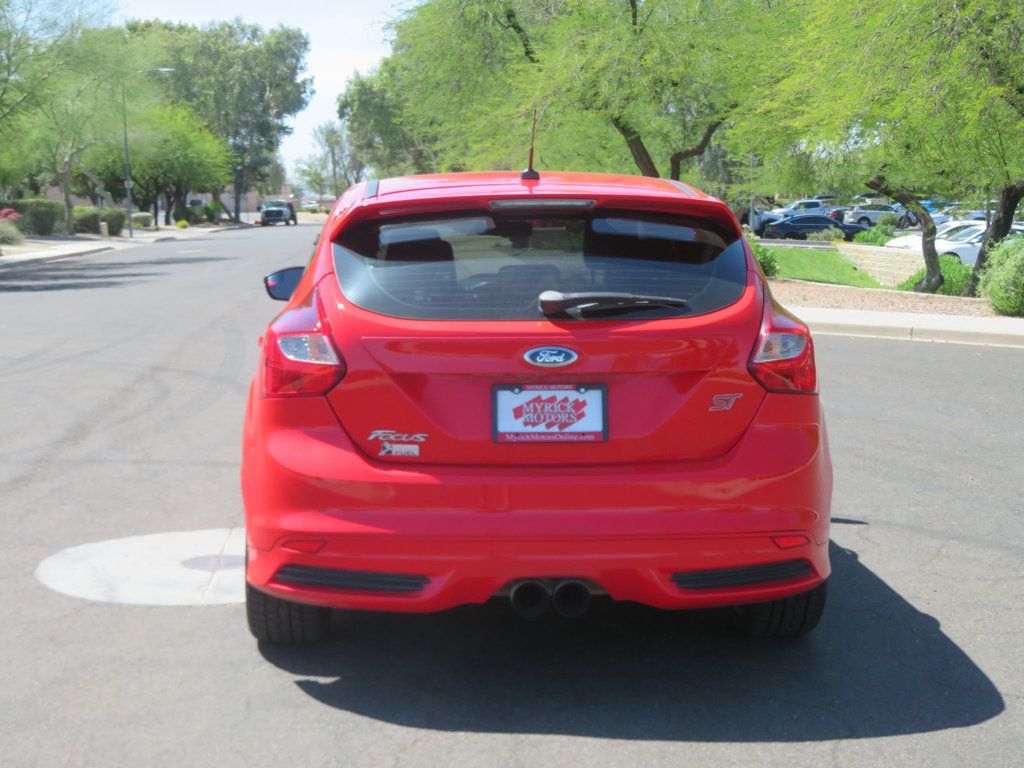 2013 Ford Focus FOCUS ST EXTRA  CLEAN NEW TIRES HATCHBACK MANUAL TRANNY LEATHER  - 23020993 - 11