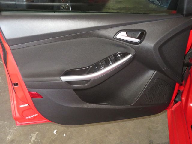 2013 Ford Focus FOCUS ST EXTRA  CLEAN NEW TIRES HATCHBACK MANUAL TRANNY LEATHER  - 23020993 - 14