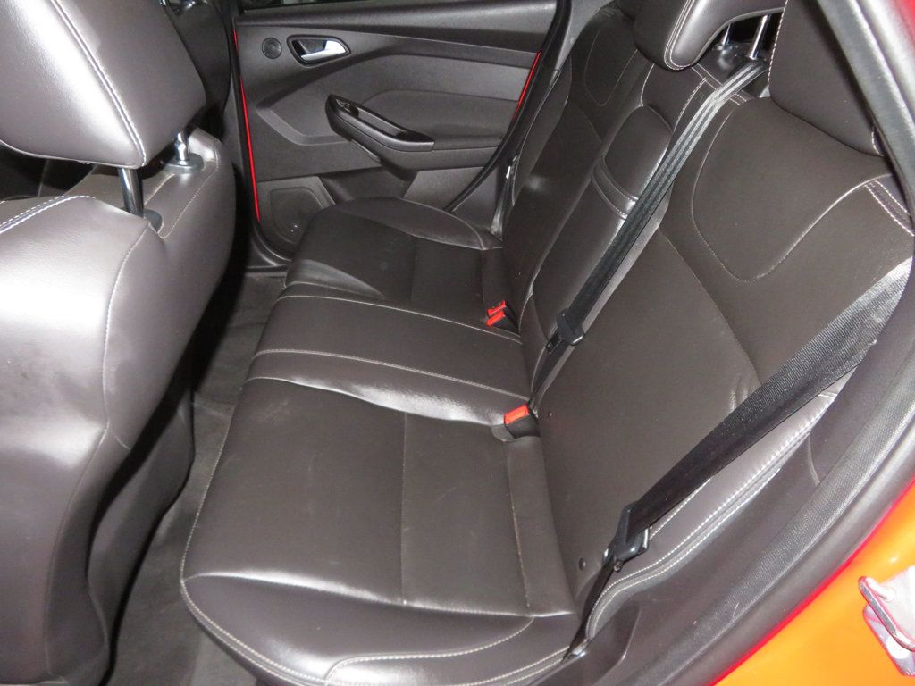 2013 Ford Focus FOCUS ST EXTRA  CLEAN NEW TIRES HATCHBACK MANUAL TRANNY LEATHER  - 23020993 - 23
