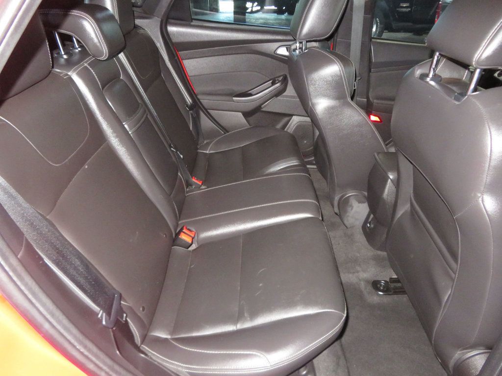 2013 Ford Focus FOCUS ST EXTRA  CLEAN NEW TIRES HATCHBACK MANUAL TRANNY LEATHER  - 23020993 - 27