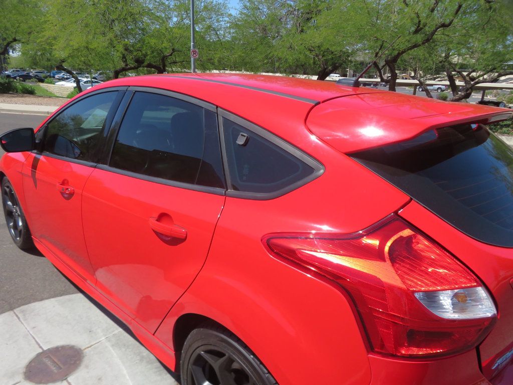 2013 Ford Focus FOCUS ST EXTRA  CLEAN NEW TIRES HATCHBACK MANUAL TRANNY LEATHER  - 23020993 - 6