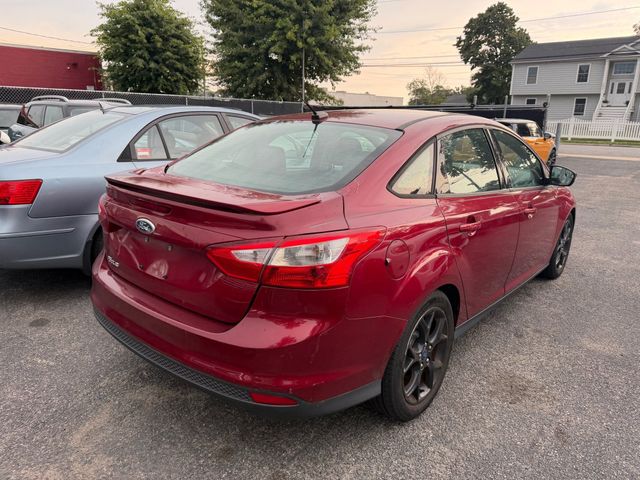 2013 Ford Focus SE, PWR SUNROOF, NAVIGATION PKG, APPEARANCE PKG, SPOILER - 23072680 - 1