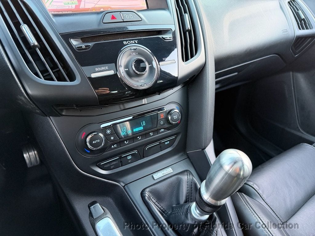 2013 Ford Focus ST Hatchback Recaro Sunroof Manual - 22976716 - 13