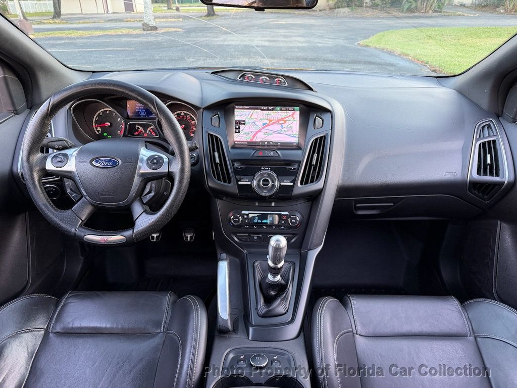 2013 Ford Focus ST Hatchback Recaro Sunroof Manual - 22976716 - 14