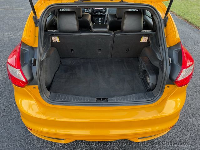 2013 Ford Focus ST Hatchback Recaro Sunroof Manual - 22976716 - 19