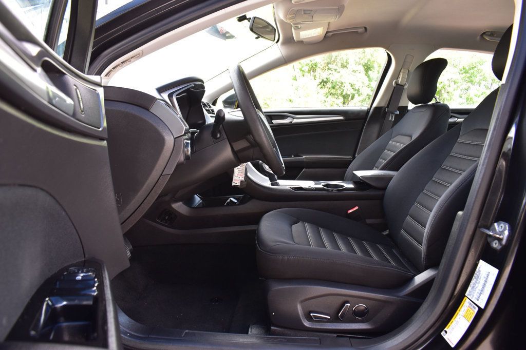 2013 Ford Fusion 4dr Sedan SE FWD - 23061666 - 11