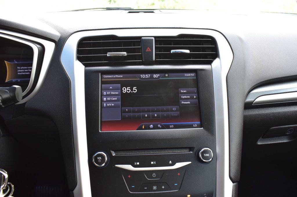 2013 Ford Fusion 4dr Sedan SE FWD - 23061666 - 36