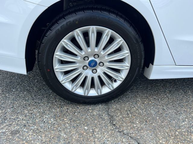 2013 Ford Fusion 4dr Sedan SE Hybrid FWD - 23065046 - 17