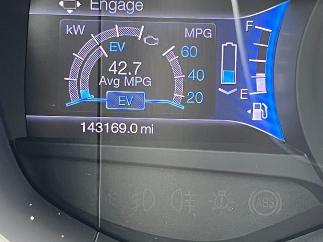 2013 Ford Fusion 4dr Sedan SE Hybrid FWD - 23065046 - 22