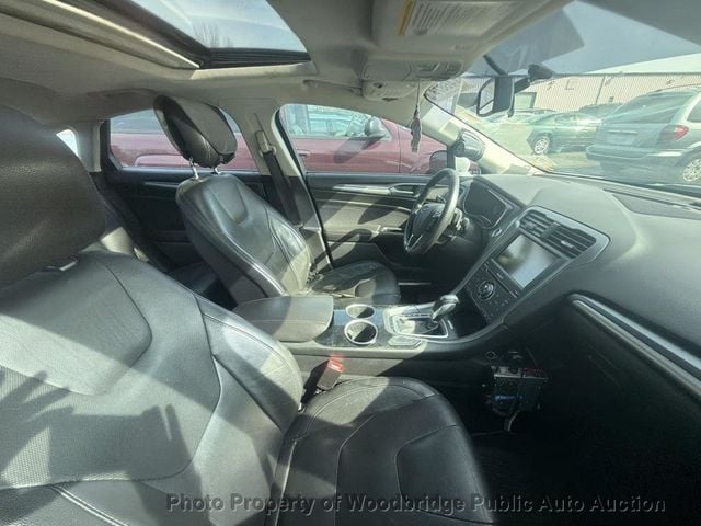 2013 Ford Fusion 4dr Sedan Titanium AWD - 22987421 - 9