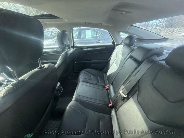 2013 Ford Fusion 4dr Sedan Titanium AWD - 22987421 - 7