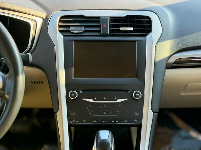 2013 Ford Fusion SE Hybrid - 22954109 - 41