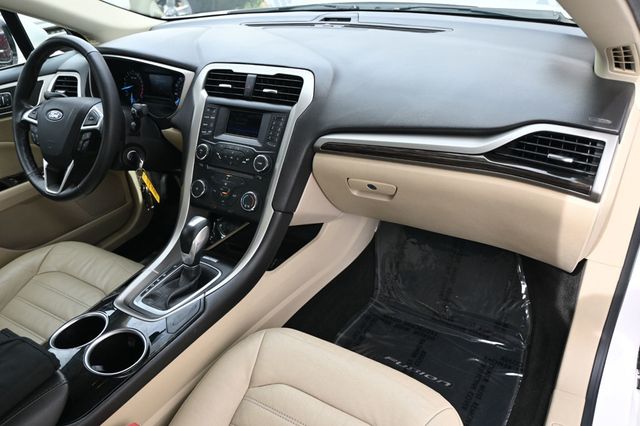 2013 Ford Fusion SE New Tires  - 22983870 - 7