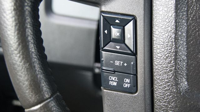 2013 Ford F-150 1 OWNER , JUST SERVICED , VERY CLEAN INSIDE AND OUT  - 22968508 - 16