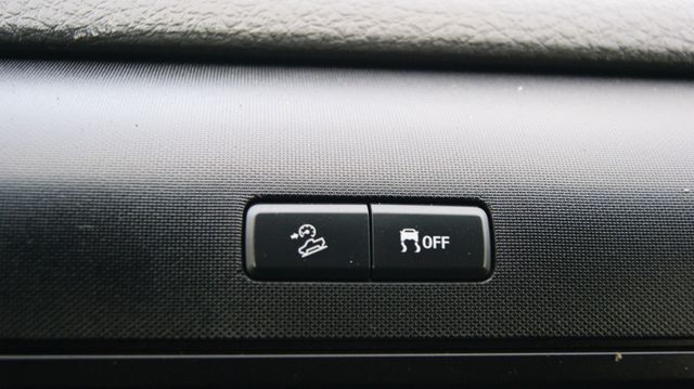 2013 Ford F-150 1 OWNER , JUST SERVICED , VERY CLEAN INSIDE AND OUT  - 22968508 - 17