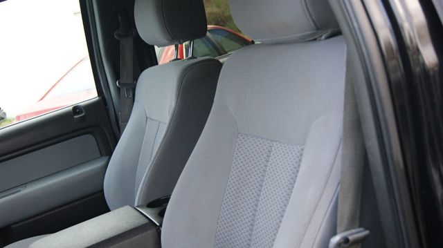 2013 Ford F-150 1 OWNER , JUST SERVICED , VERY CLEAN INSIDE AND OUT  - 22968508 - 22