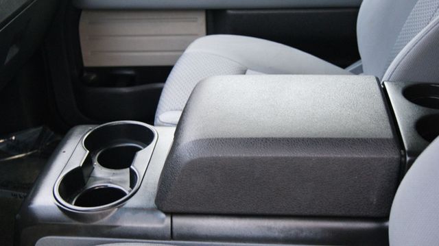 2013 Ford F-150 1 OWNER , JUST SERVICED , VERY CLEAN INSIDE AND OUT  - 22968508 - 23