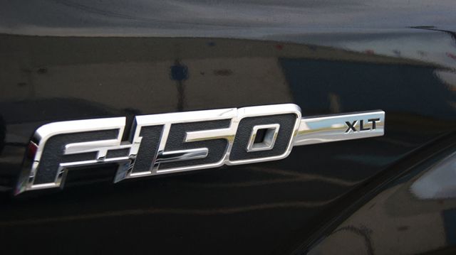 2013 Ford F-150 1 OWNER , JUST SERVICED , VERY CLEAN INSIDE AND OUT  - 22968508 - 26