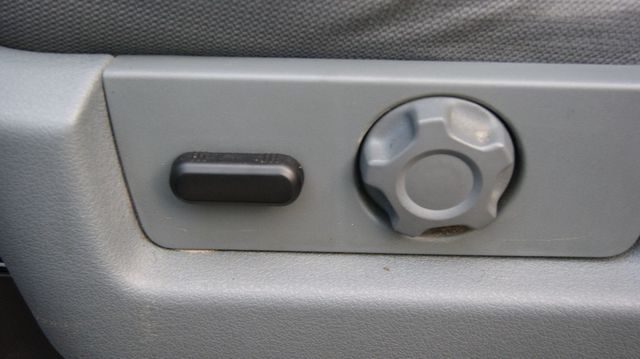 2013 Ford F-150 1 OWNER , JUST SERVICED , VERY CLEAN INSIDE AND OUT  - 22968508 - 27