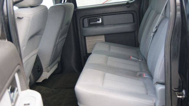 2013 Ford F-150 1 OWNER , JUST SERVICED , VERY CLEAN INSIDE AND OUT  - 22968508 - 29