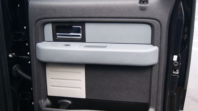 2013 Ford F-150 1 OWNER , JUST SERVICED , VERY CLEAN INSIDE AND OUT  - 22968508 - 40