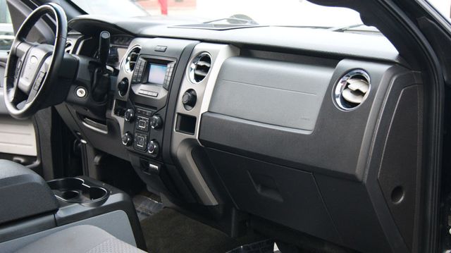 2013 Ford F-150 1 OWNER , JUST SERVICED , VERY CLEAN INSIDE AND OUT  - 22968508 - 45