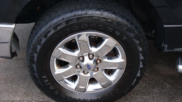 2013 Ford F-150 1 OWNER , JUST SERVICED , VERY CLEAN INSIDE AND OUT  - 22968508 - 53