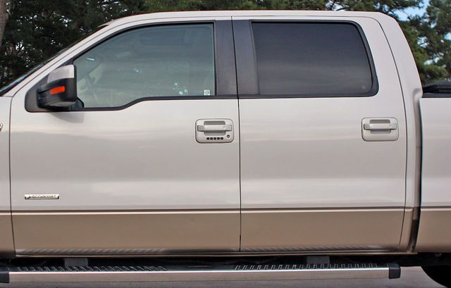 2013 Ford F-150 2013 4x4 Ford F-150 Lariat with Long Bed - 20010264 - 32