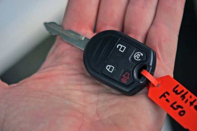 2013 Ford F-150 2013 4x4 Ford F-150 Lariat with Long Bed - 20010264 - 46