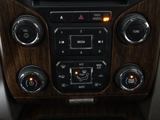 2013 Ford F-150 4WD SuperCab 145" Lariat - 22939128 - 46